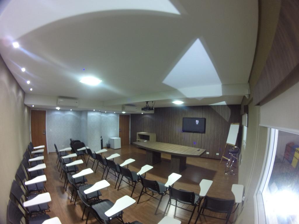 Hotel 10 Dourados Ngoại thất bức ảnh
