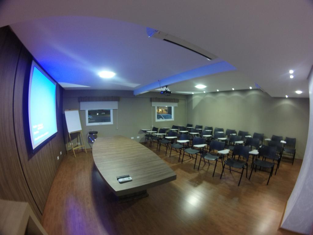 Hotel 10 Dourados Ngoại thất bức ảnh