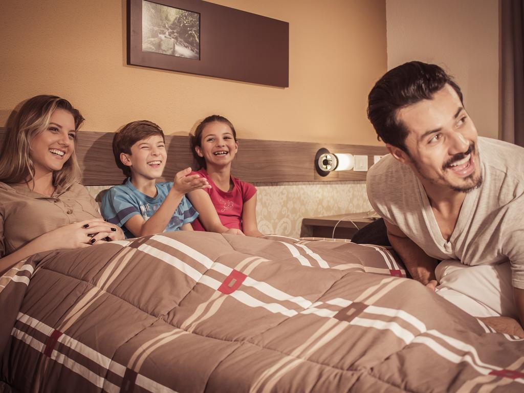 Hotel 10 Dourados Ngoại thất bức ảnh