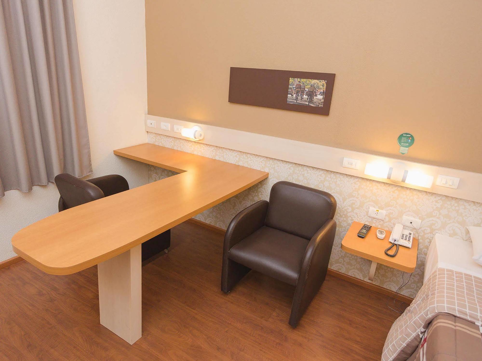 Hotel 10 Dourados Ngoại thất bức ảnh