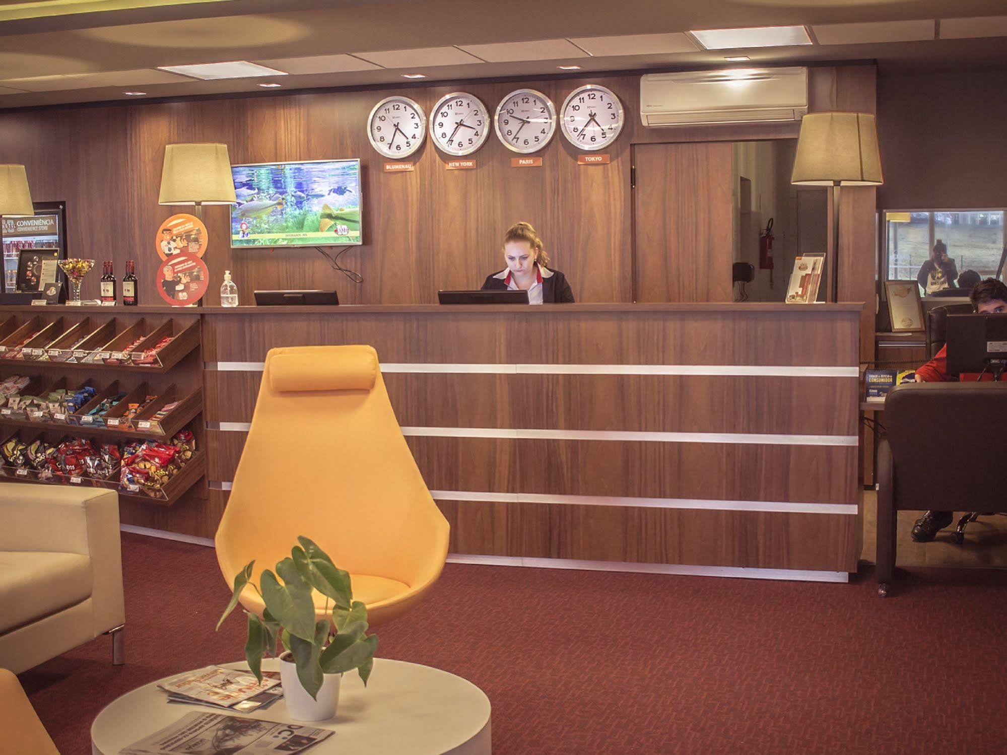 Hotel 10 Dourados Ngoại thất bức ảnh