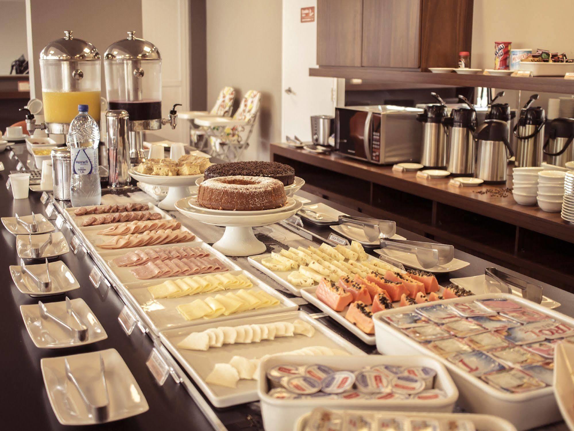 Hotel 10 Dourados Ngoại thất bức ảnh